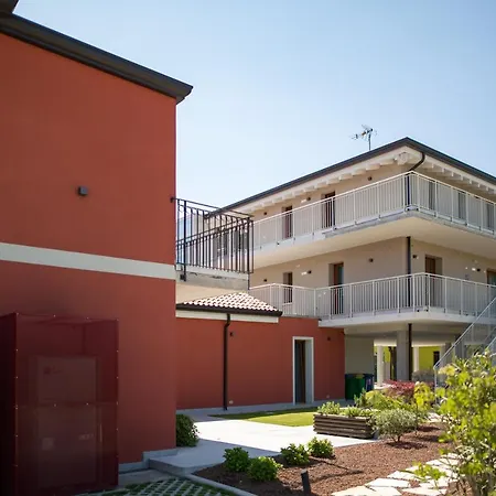 Pensionat Bella Onda Tessera
