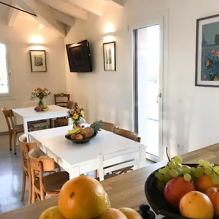 Guest House Bella Onda Guest house 2*